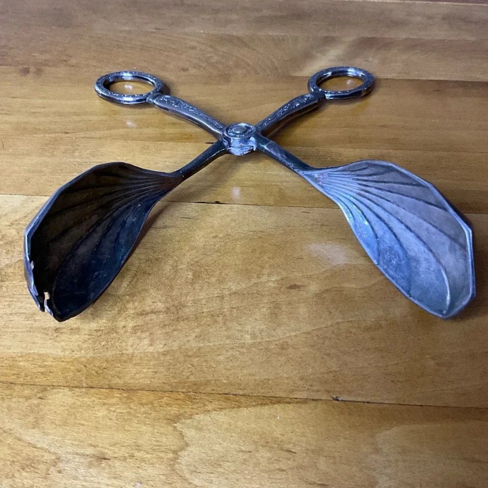 N/A ornate silver